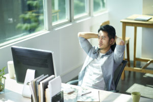返信が遅い人はデザイナーになれないという厳しいお話