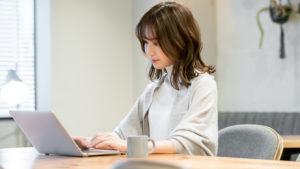 Webデザインの独学は本よりも動画講座が10倍おすすめな理由